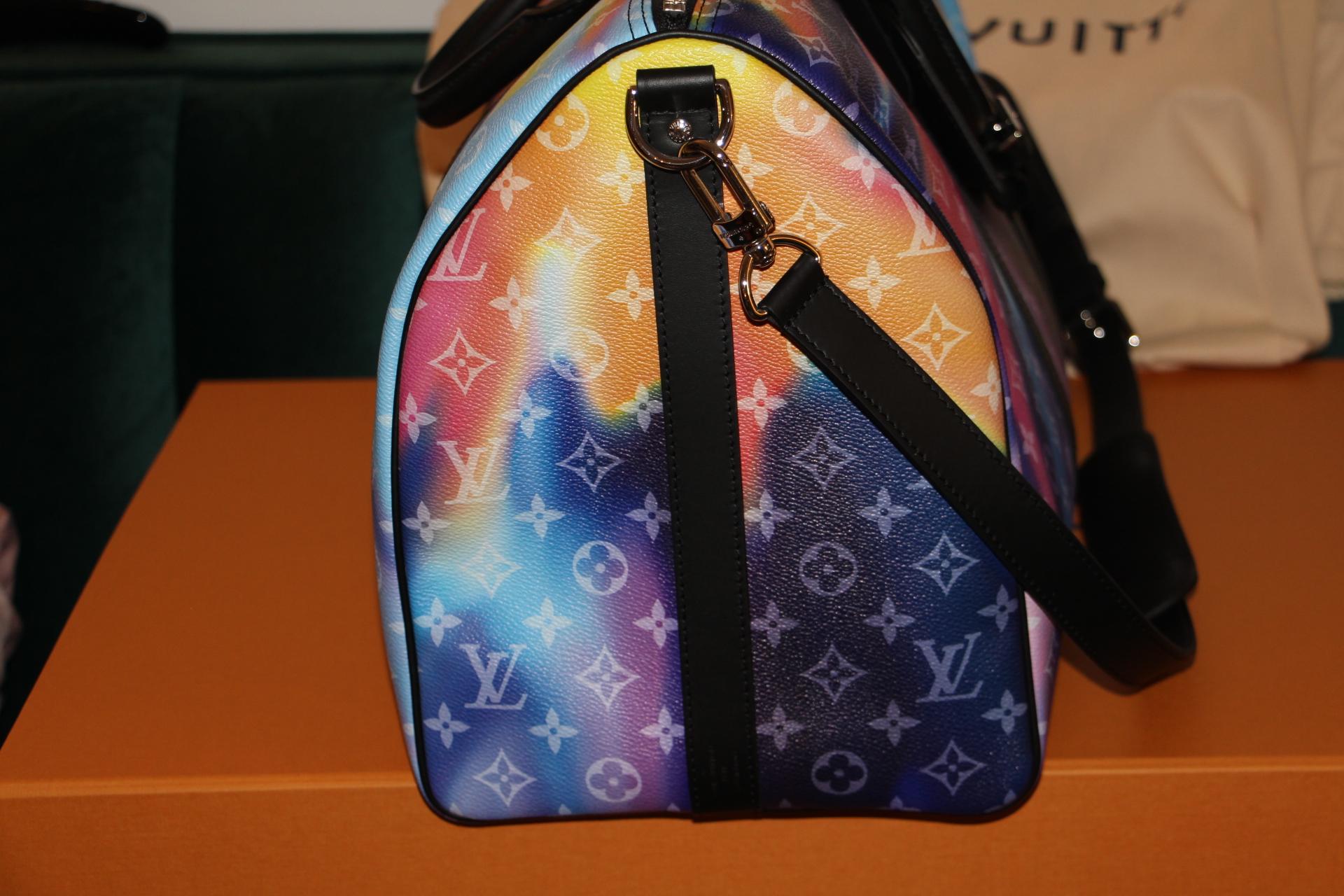 Louis Vuitton Keepall Bandouliere, Very Limited Sunset Edition by Virgil Abloh In New Condition In Saint-ouen, FR