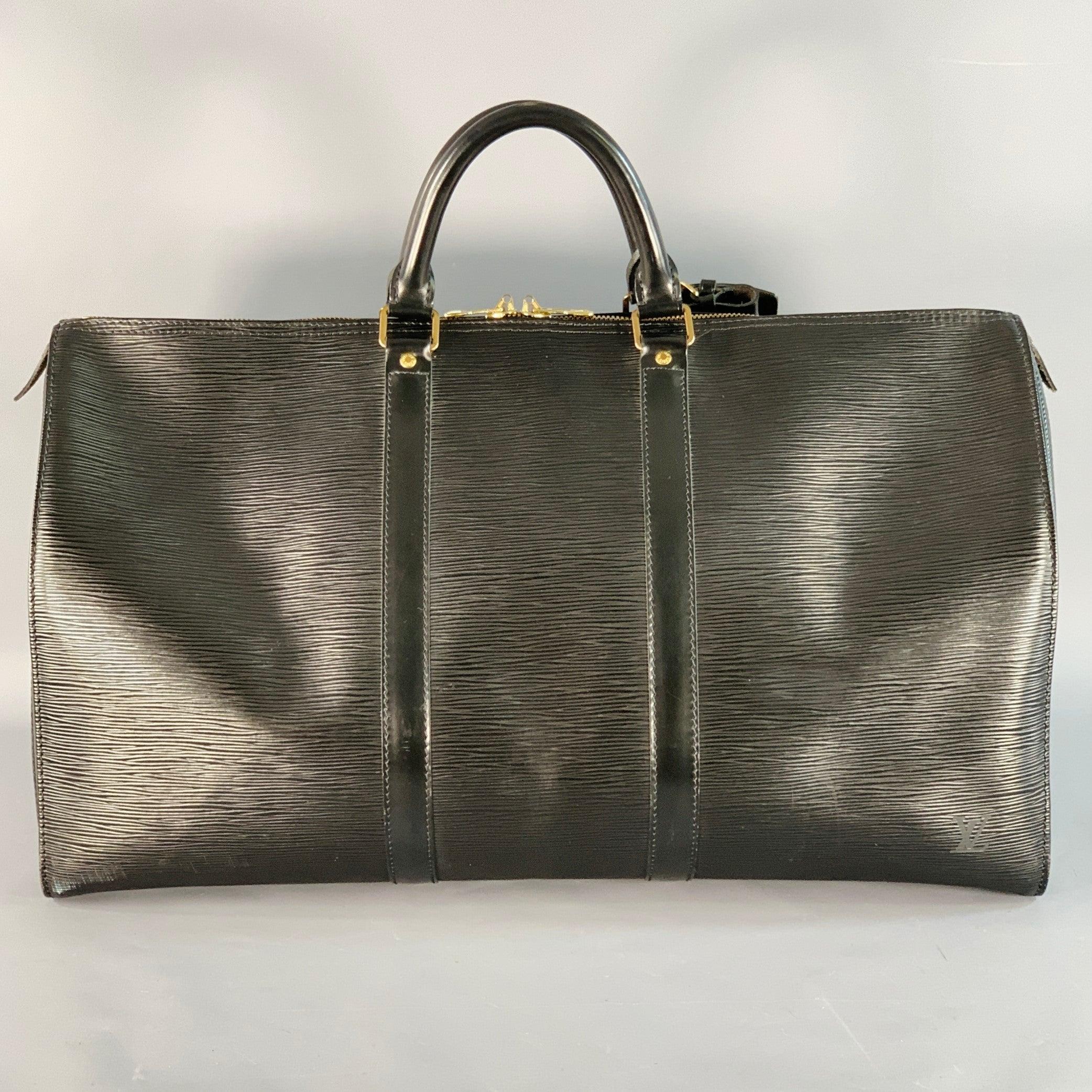 LOUIS VUITTON - Keepall - Sac de sport en cuir épi noir Pour hommes en vente
