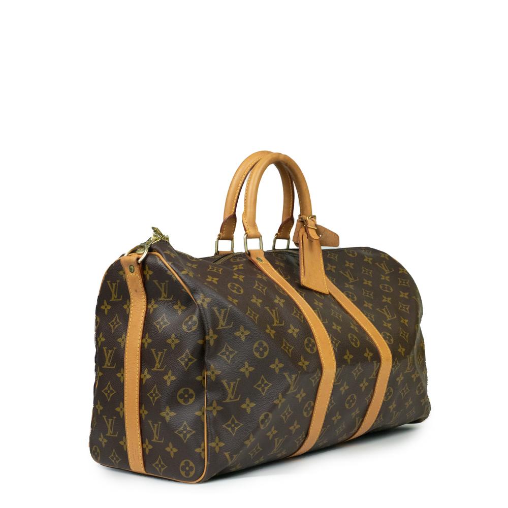 - Designer: LOUIS VUITTON
- Model: Keepall
- Condition: Good condition. Scratches on hardware, Stain at the bottom of the bag, Some stains on the leather
- Accessories: None
- Measurements: Width: 46cm , Height: 27cm , Depth: 19cm , Strap: 90cm 
-