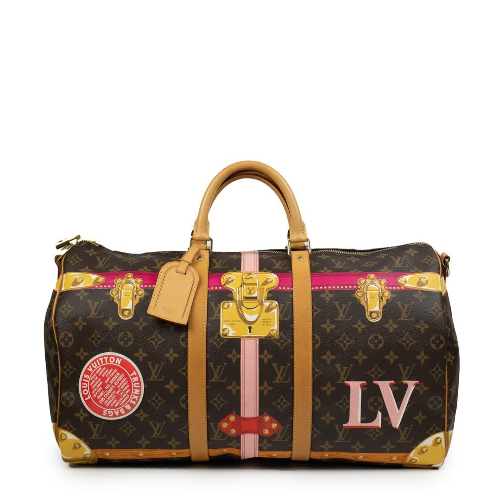 - Designer: LOUIS VUITTON
- Model: Keepall
- Condition: Very good condition. Minor sign of wear on base corners, Some exterior stains , Scratches on hardware
- Accessories: Strap (Removable & Adjustable)
- Measurements: Width: 50cm , Height: 30cm ,