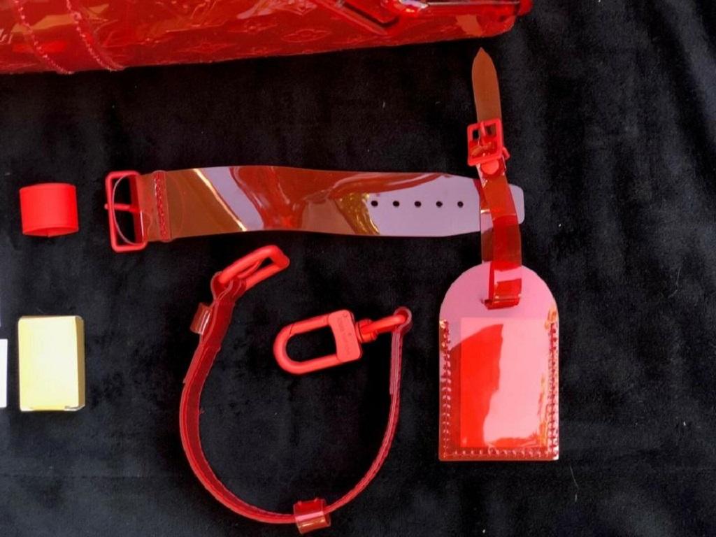 Louis Vuitton Keepall Rgb Clear Ss19 Virgil Abloh Bandouliere 50 870439 Red Pvc  For Sale 2