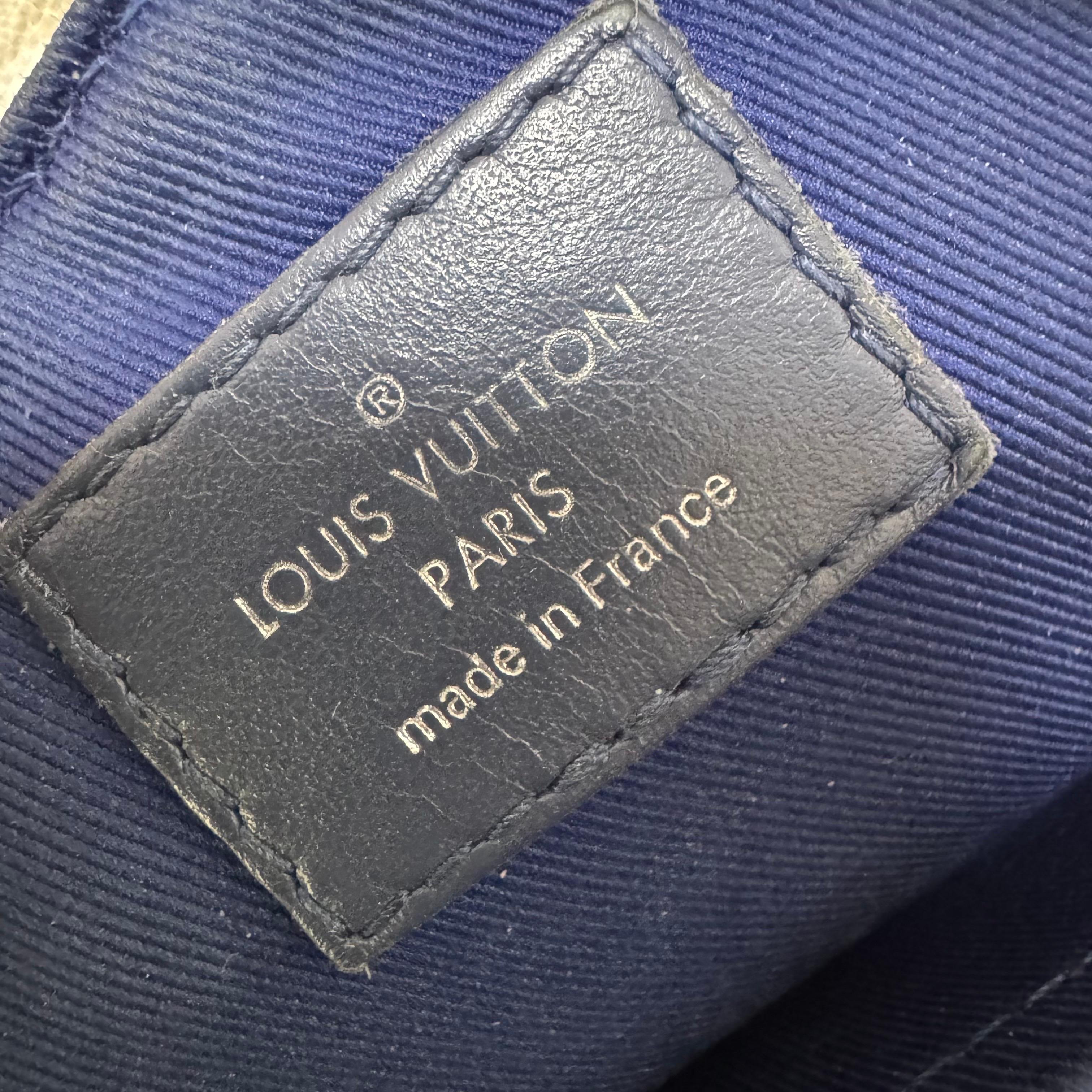 Louis Vuitton Keepall XS Blue Watercolor Leather and PU Crossbody Bag For Sale 14