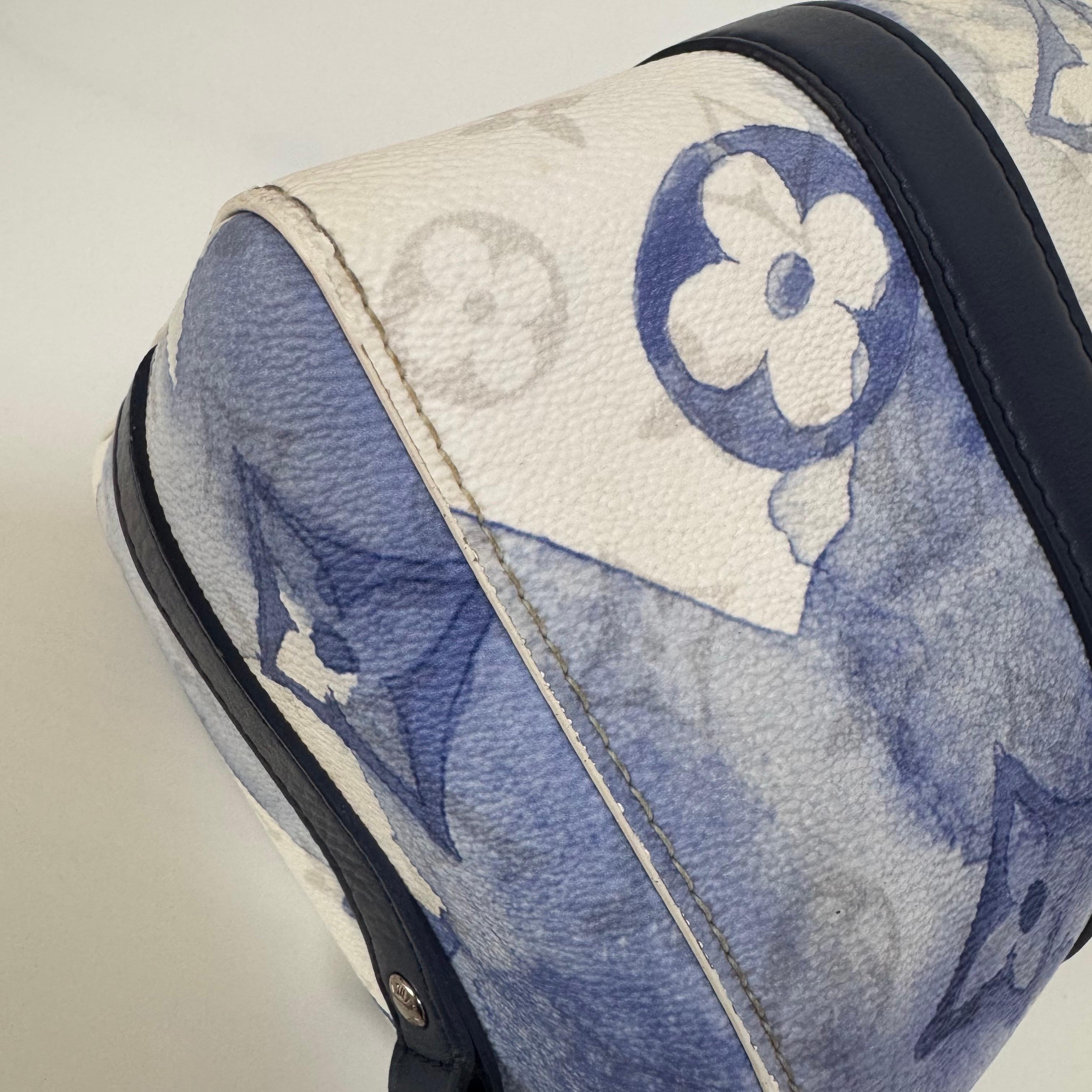 Louis Vuitton Keepall XS Blue Watercolor Leather and PU Crossbody Bag For Sale 3