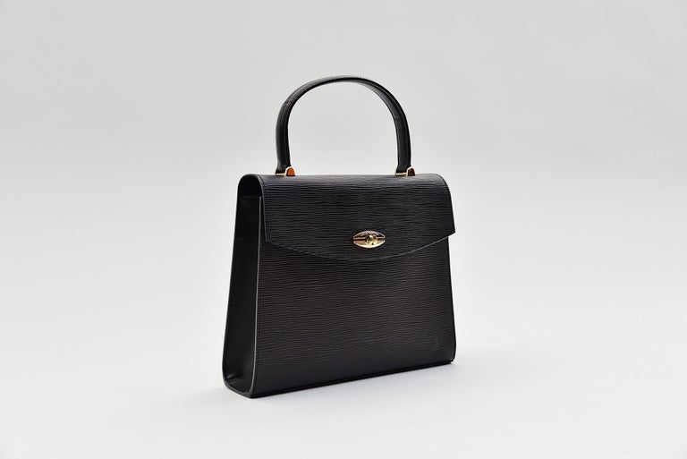 Borsa Kelly Louis Vuitton in pelle Epi Vintage su 1stDibs