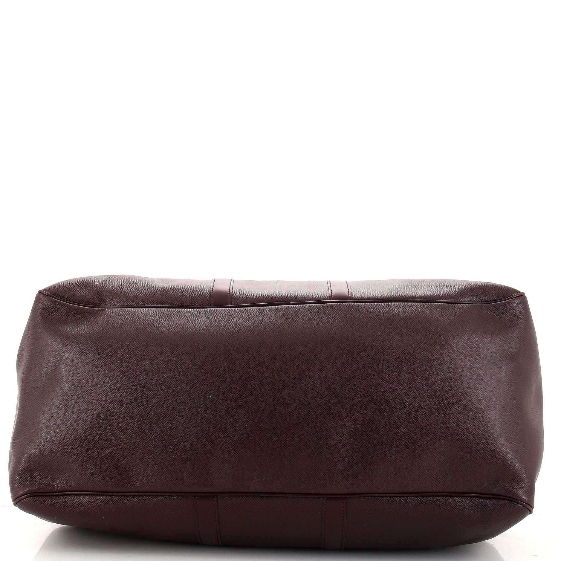 Louis Vuitton Kendall Handbag Taiga Leather GM In Good Condition In NY, NY