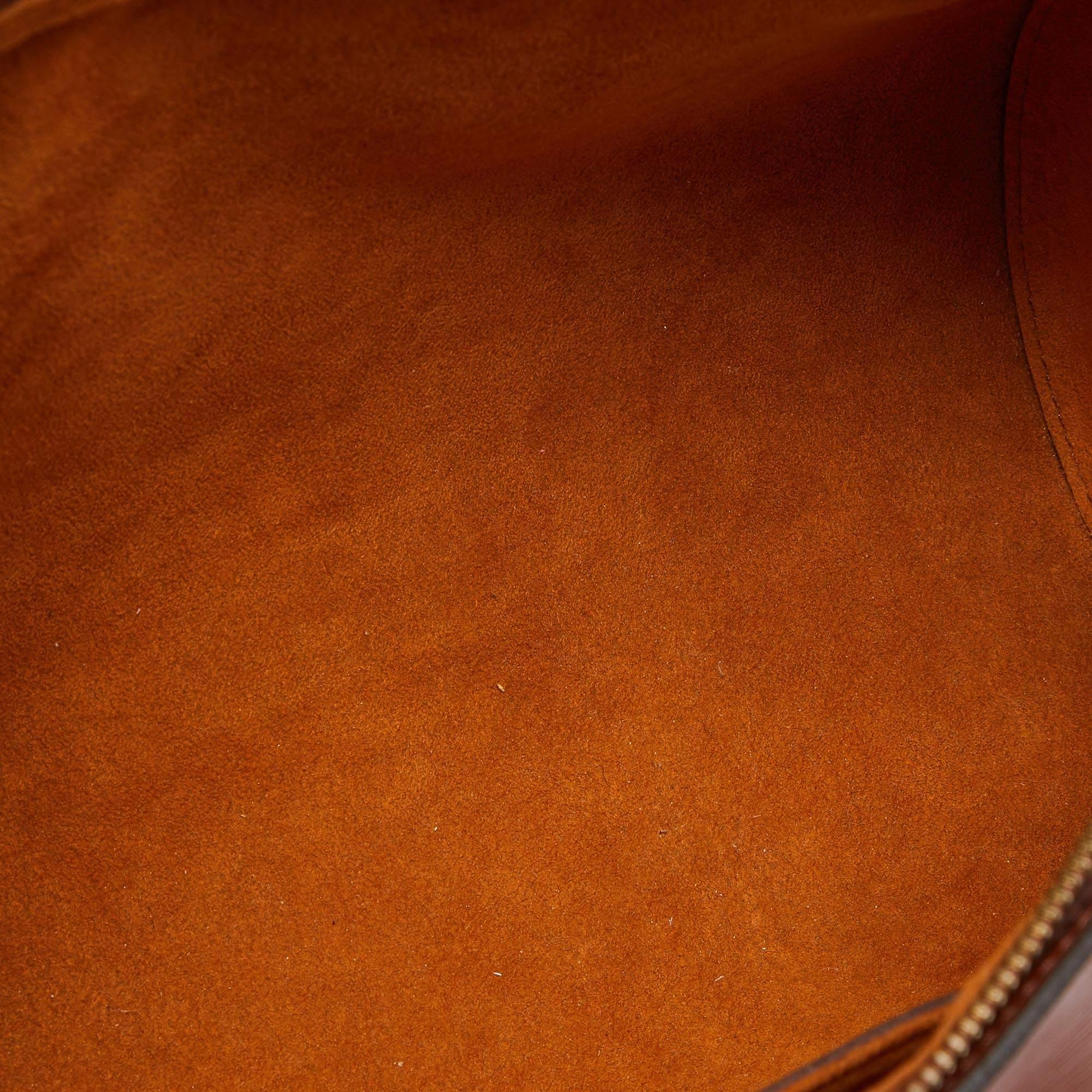 Louis Vuitton Kenyan Fawn Epi Leather Soufflot Bag For Sale 2