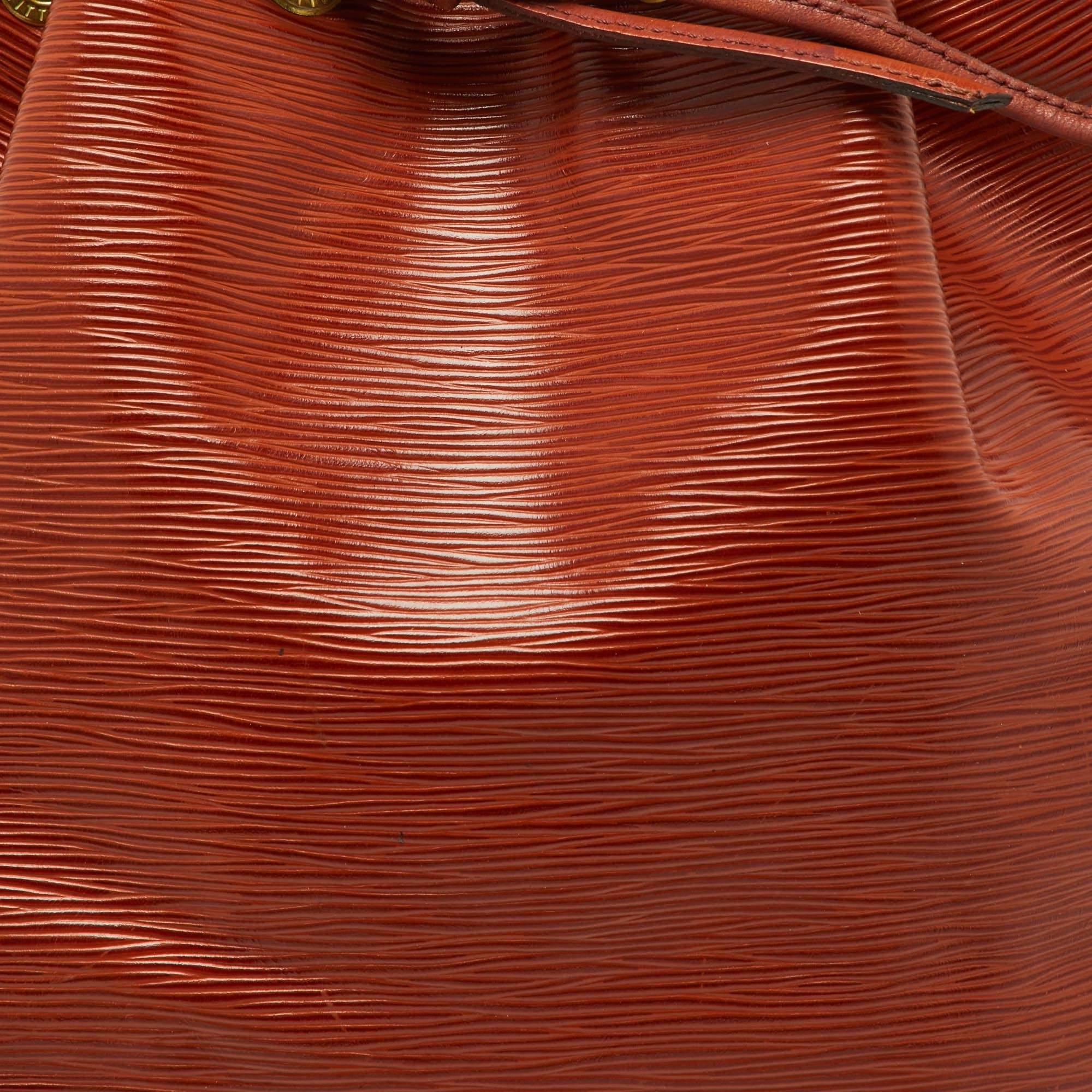 Louis Vuitton Kenyan Fawn Epi Leather Vintage Noé Bag For Sale 7