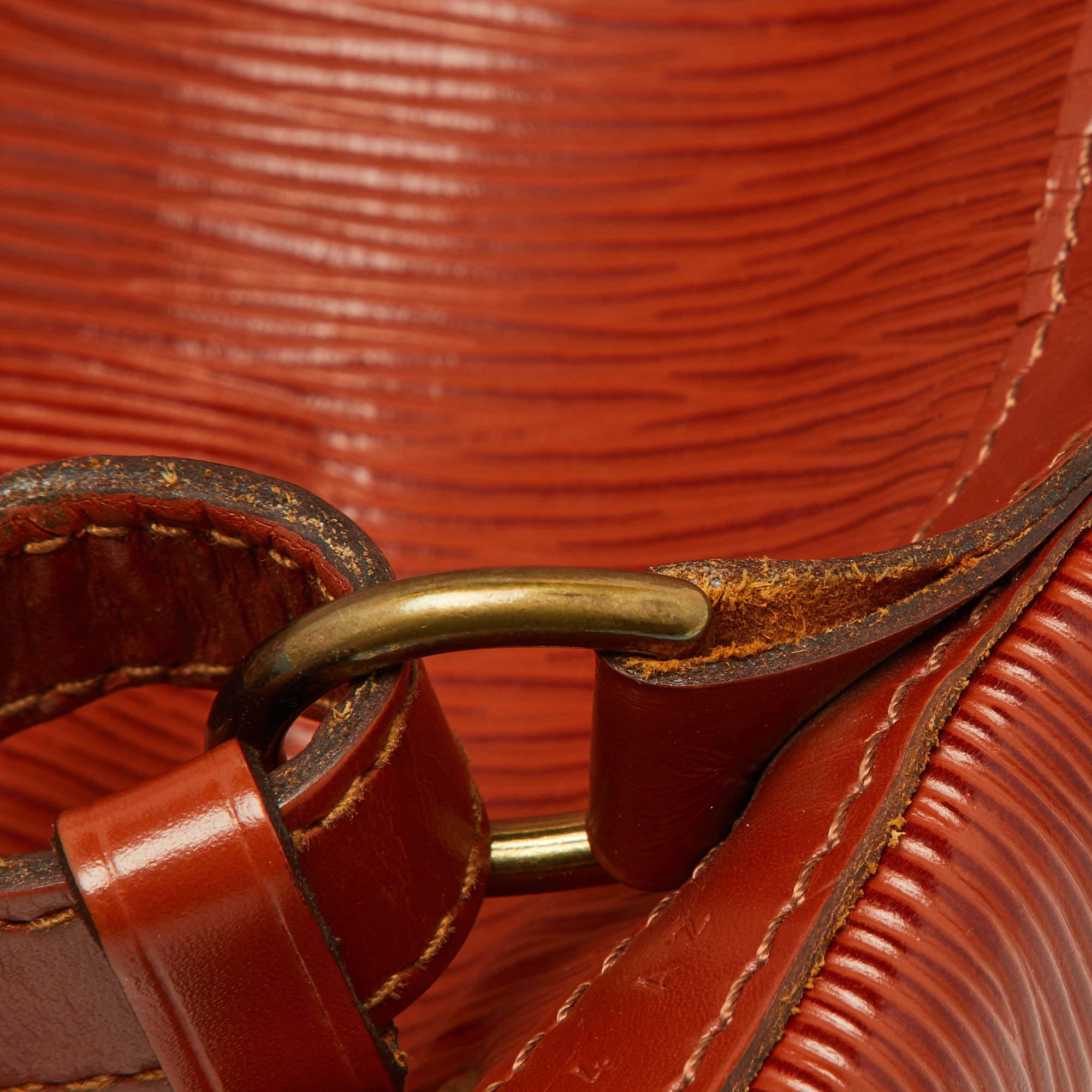 Louis Vuitton Kenyan Fawn Epi Leder Vintage Noé Tasche im Angebot 3