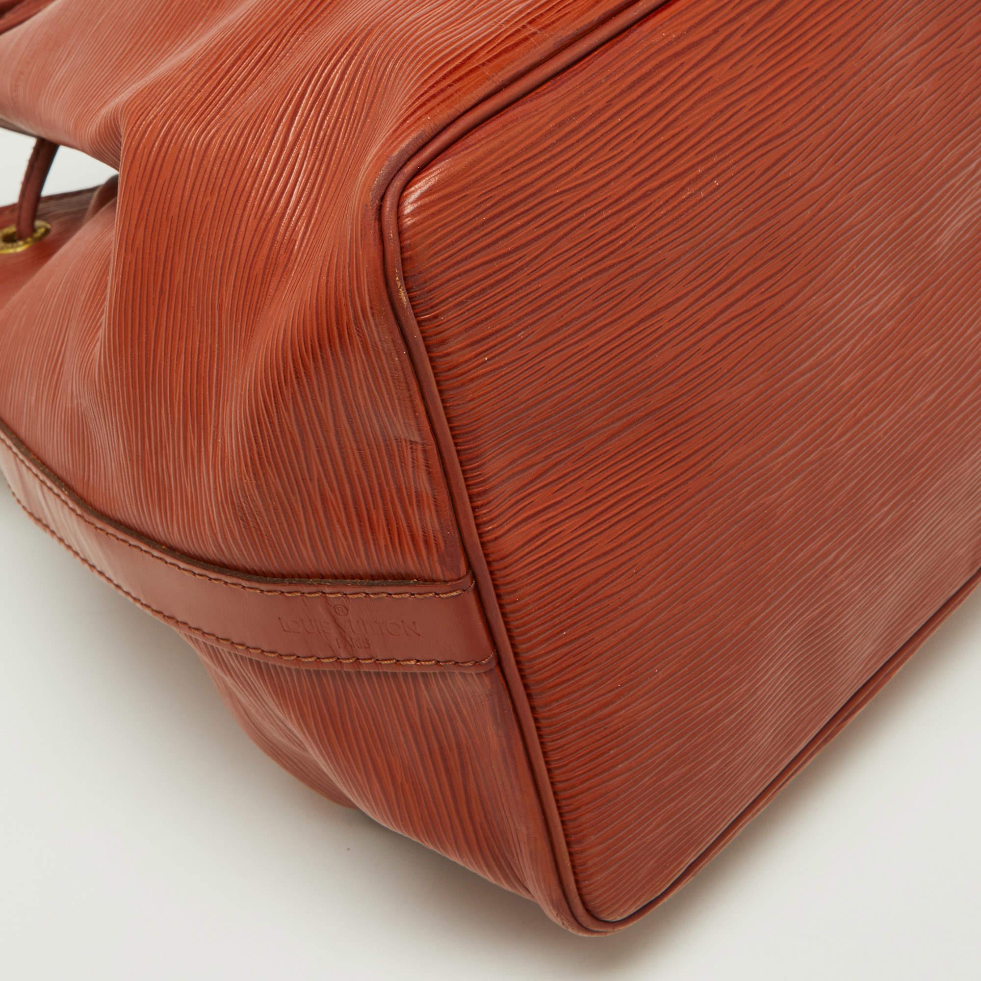 Louis Vuitton Kenyan Fawn Epi Leather Vintage Noé Bag For Sale 5