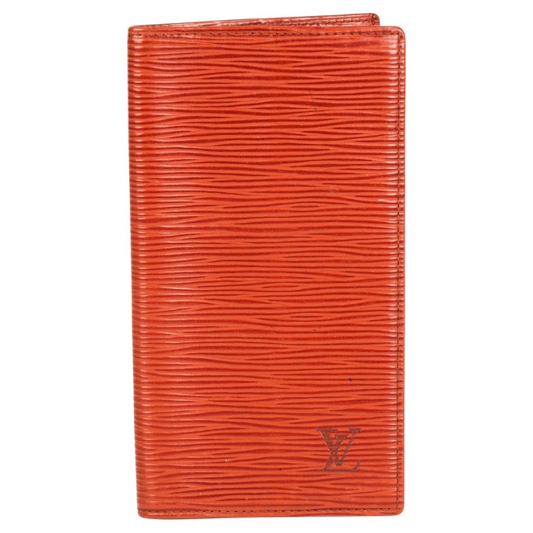 Louis Vuitton KENYAN FAWN EPI LEATHER VINTAGE POCKET AGENDA COVER at  1stDibs