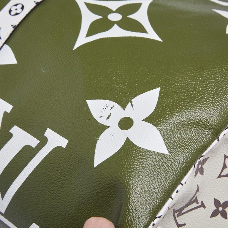 Louis Vuitton Khaki Green/Beige Monogram Giant Canvas Keepall Bandouliere 50  Bag Louis Vuitton