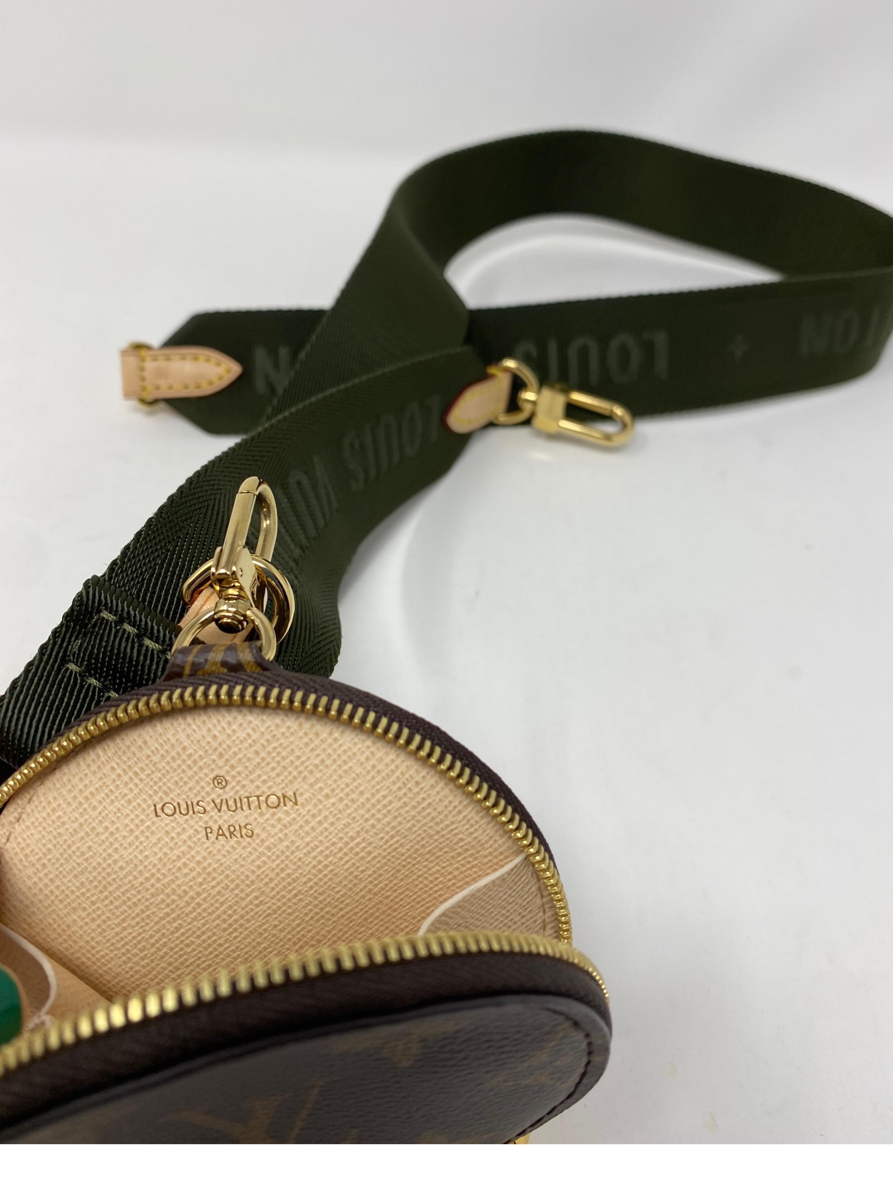 Louis Vuitton Khaki Green Strap Coin Bag   8