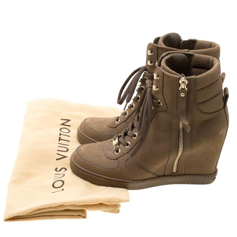 Louis Vuitton Khaki Green Suede Wedge Ankle Boots Size 38 For Sale at