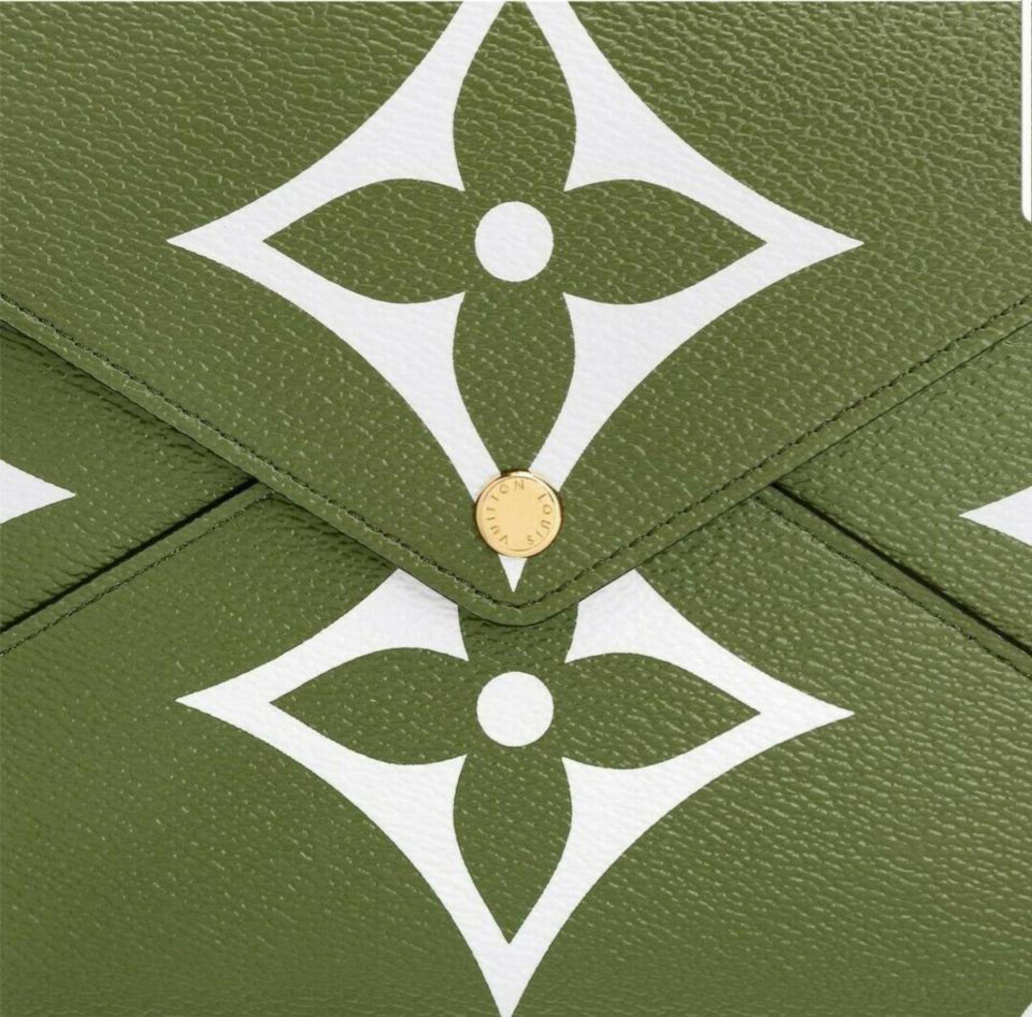 Louis Vuitton Khaki Large Ss19 Limited Edition Giant Kirigami Pouch 870618  For Sale 5