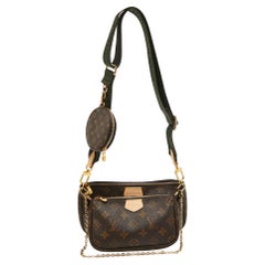 Khaki Monogrammierte Canvas Multi Pochette-Accessoires-Tasche von Louis Vuitton