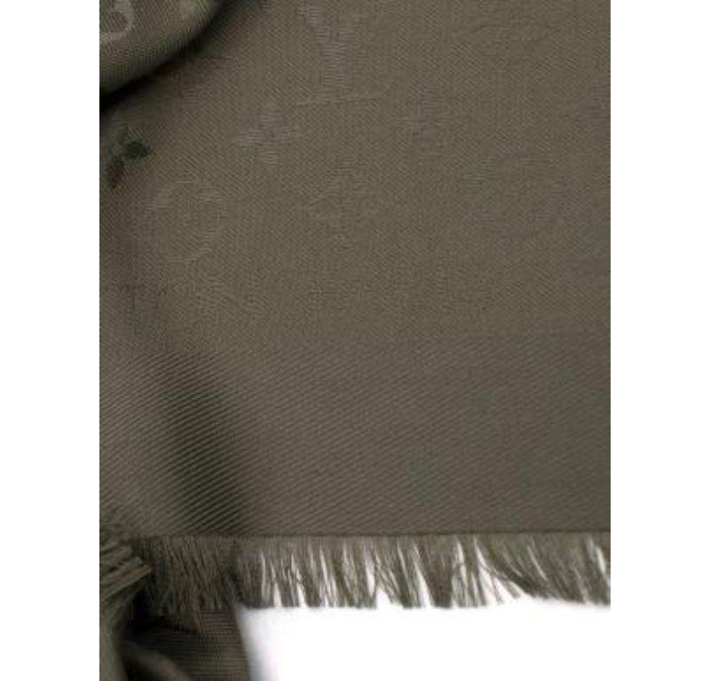 Louis Vuitton Khaki Monogram Jacquard Shawl For Sale 2