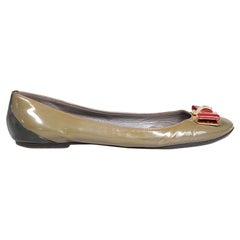 Louis Vuitton Khaki Patent Bow Ballet Flats Size IT 39.5