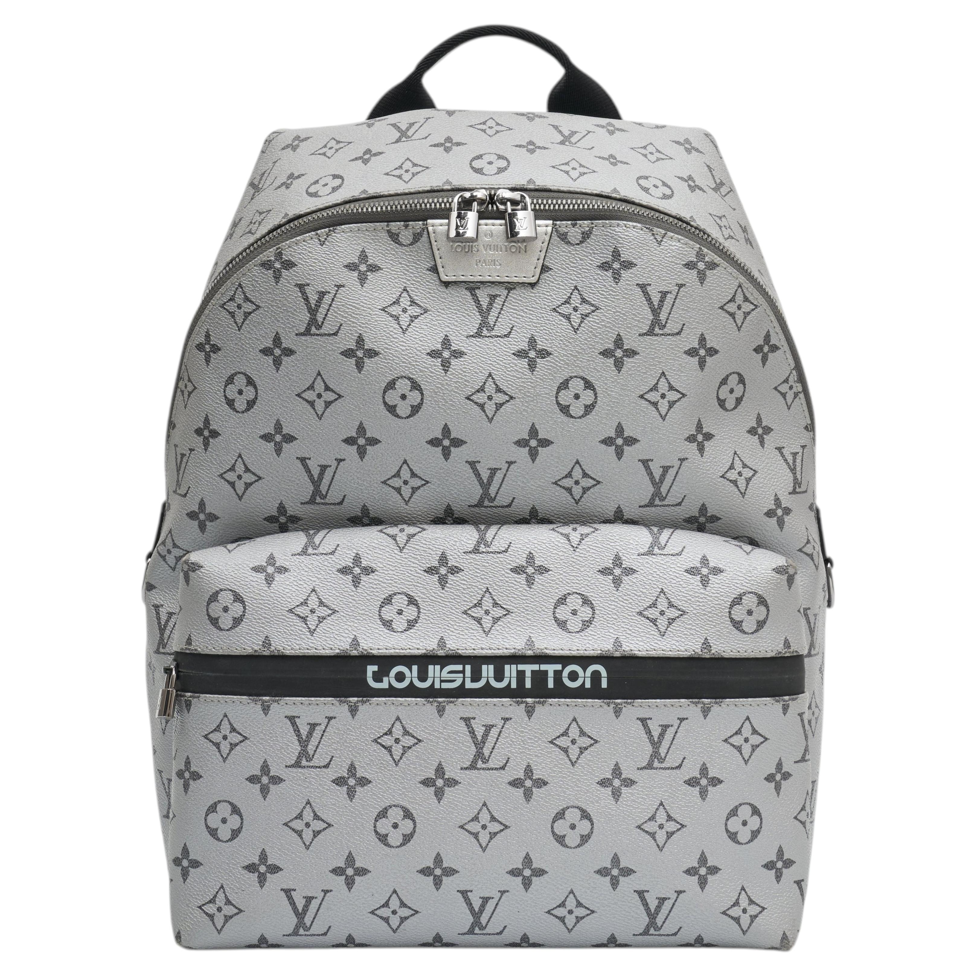 louis vuitton backpack vintage Monogram Canvas Montsouris Gm Front fold Vintage Louis Vuitton Rucksack Monogram