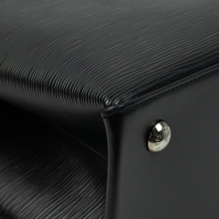 LOUIS VUITTON, Kleber Shoulder bag in Black Leather For Sale 7