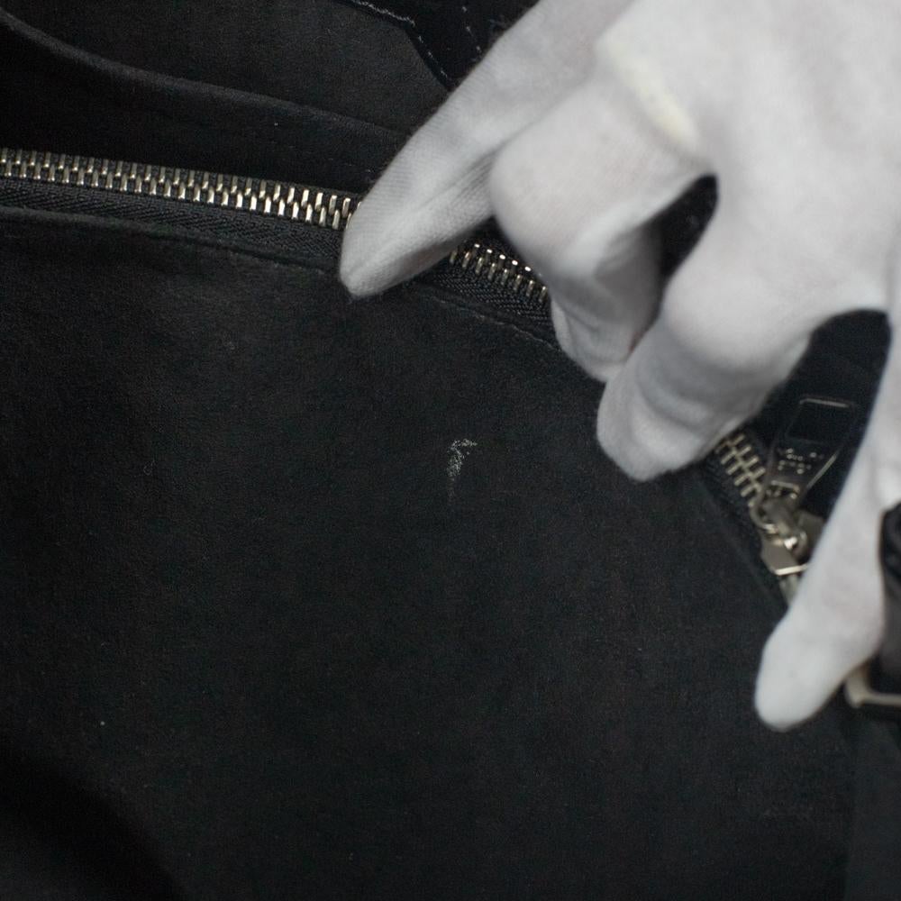 LOUIS VUITTON, Kleber Shoulder bag in Black Leather 4