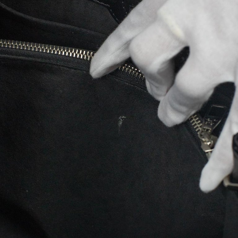 LOUIS VUITTON, Kleber Shoulder bag in Black Leather For Sale 4