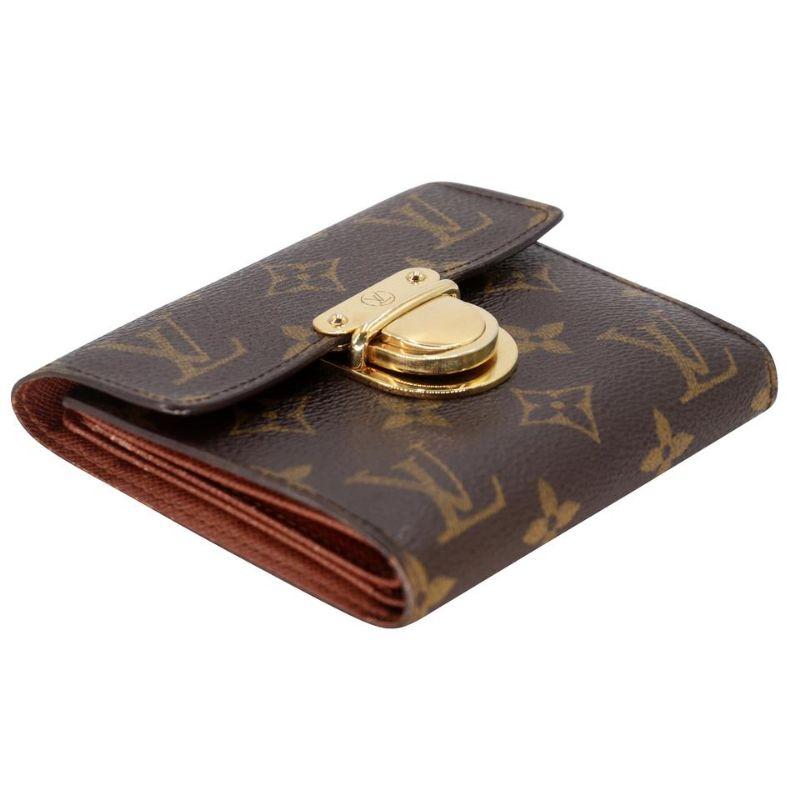 Louis Vuitton Koala GM Monogram French Push-lock Wallet LV-1111P-0006

The Louis Vuitton LV monogram Koala Wallet is perfect if you're seeking something sleek and compact The exterior coated canvas is clean and beautiful, but does have wear and