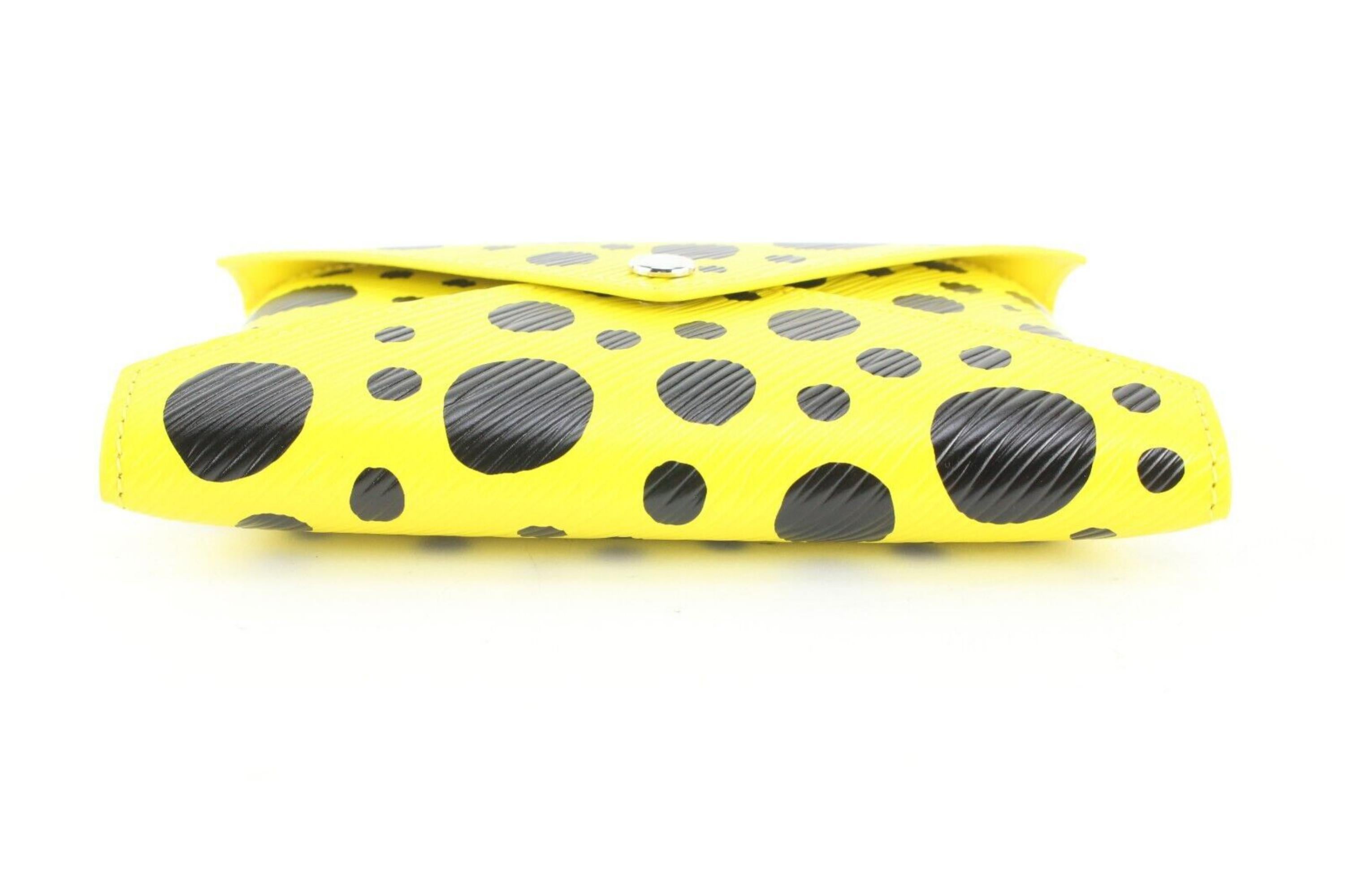Louis Vuitton Kusama Dots Epi Leather Kirigami MM Yellow 2LK0125 For Sale 5