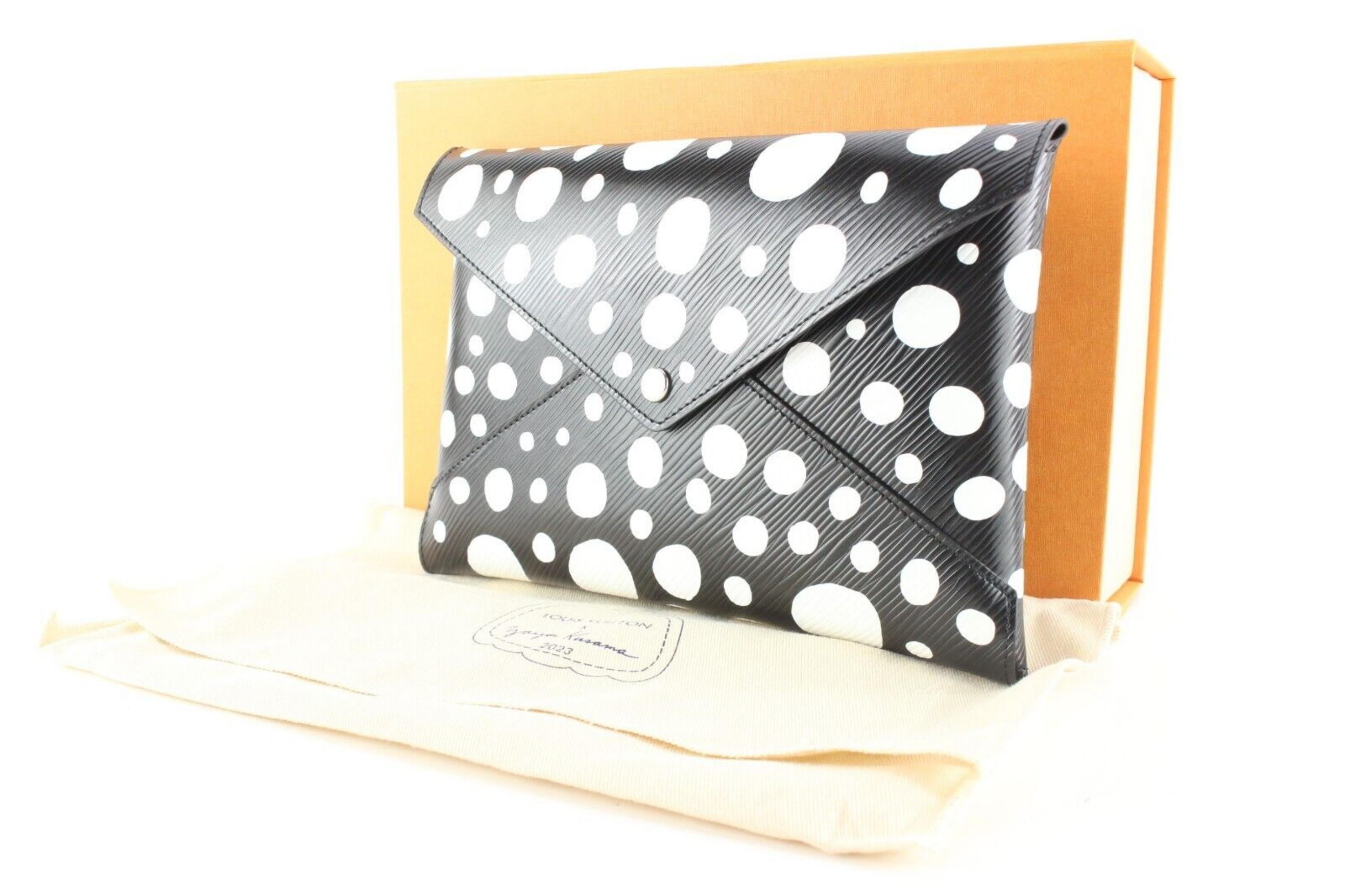 Louis Vuitton Kusama Infinity Black Epi Kirigami Envelope Large Pouch GM 2LK0216 For Sale 5