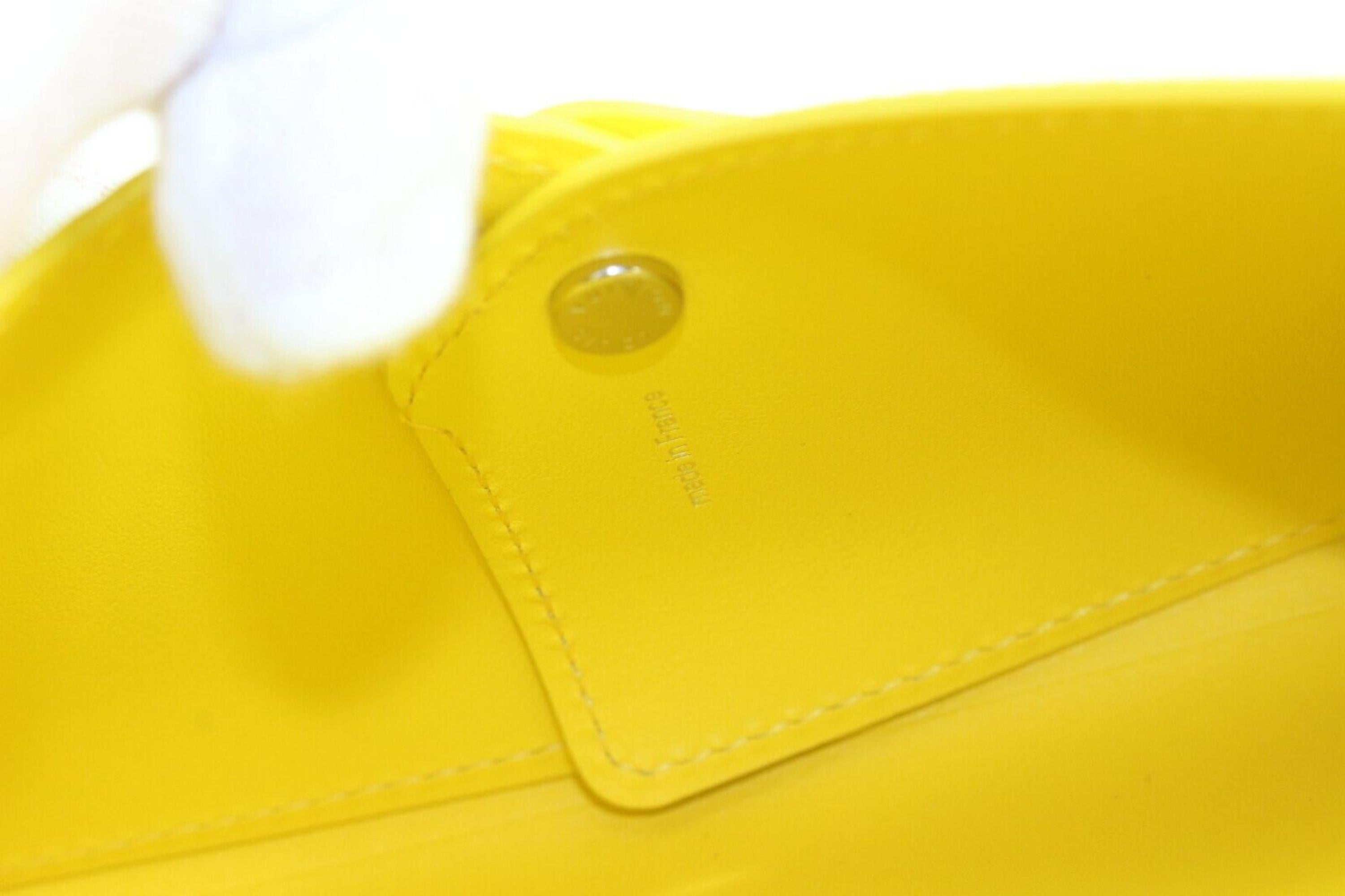 Yellow Louis Vuitton Kusama Infinity Dots Epi Kirigami Pochette MM 7LK0407 For Sale