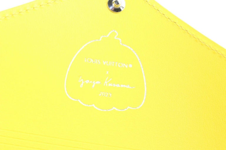 Louis Vuitton Kusama Infinity Dots Epi Kirigami Pochette MM 7LK0407 For  Sale at 1stDibs