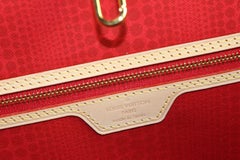 Louis Vuitton Kusama Monogram Dots Neverfull MM Tote 4LV0123
