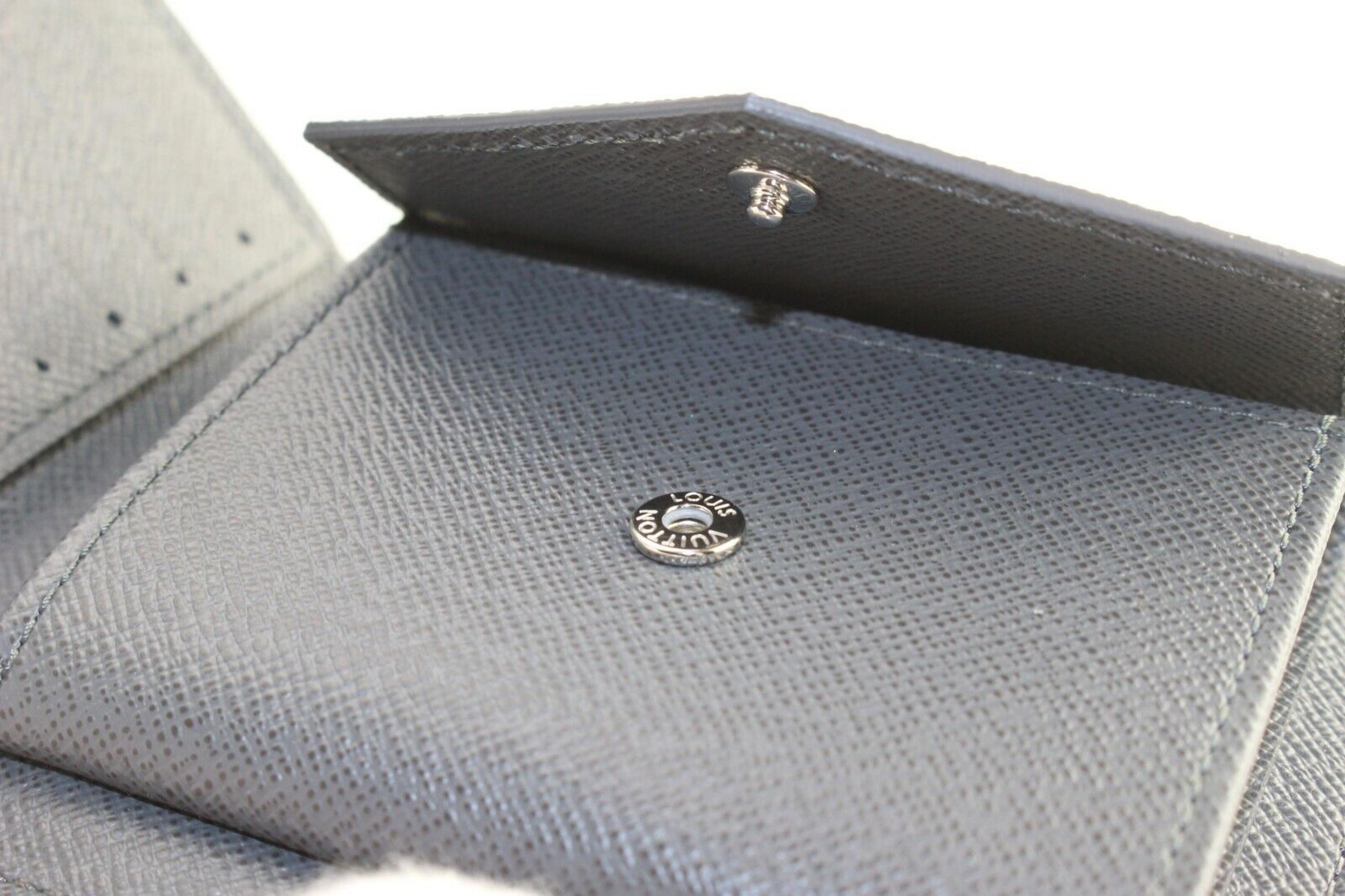 Louis Vuitton Kusama Monogram Eclipse Reverse Men's Bifold Wallet 2LK424C For Sale 6