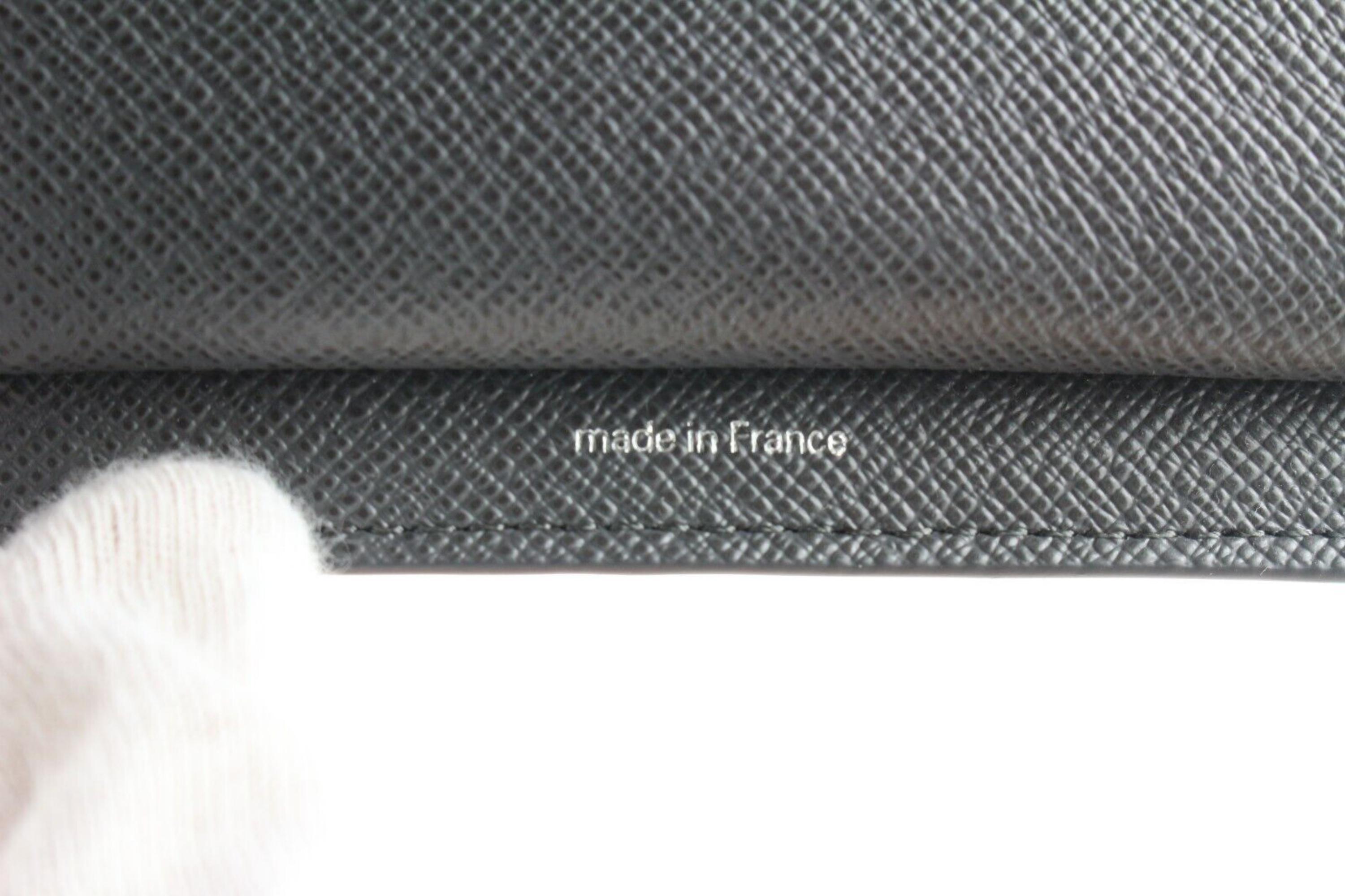 Louis Vuitton Kusama Monogram Eclipse Reverse Men's Bifold Wallet 2LK424C For Sale 1