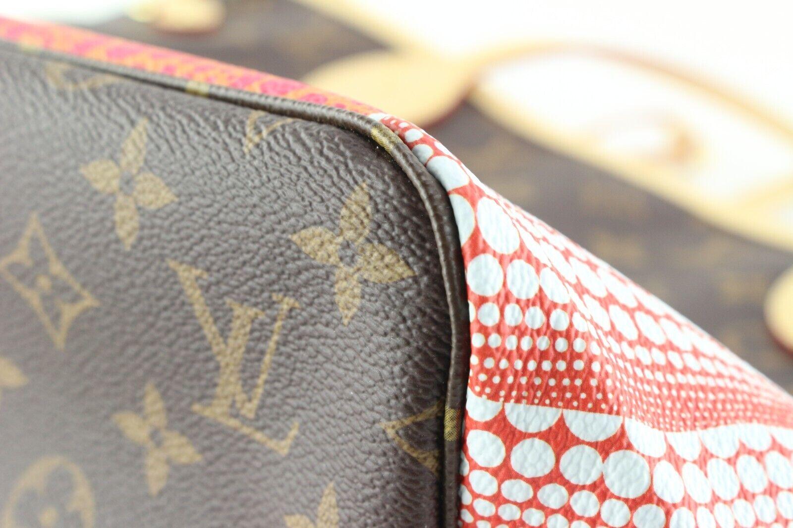 Louis Vuitton Kusama Monogram Infinity Dots Neverfull MM Tote 1LV424C In New Condition In Dix hills, NY