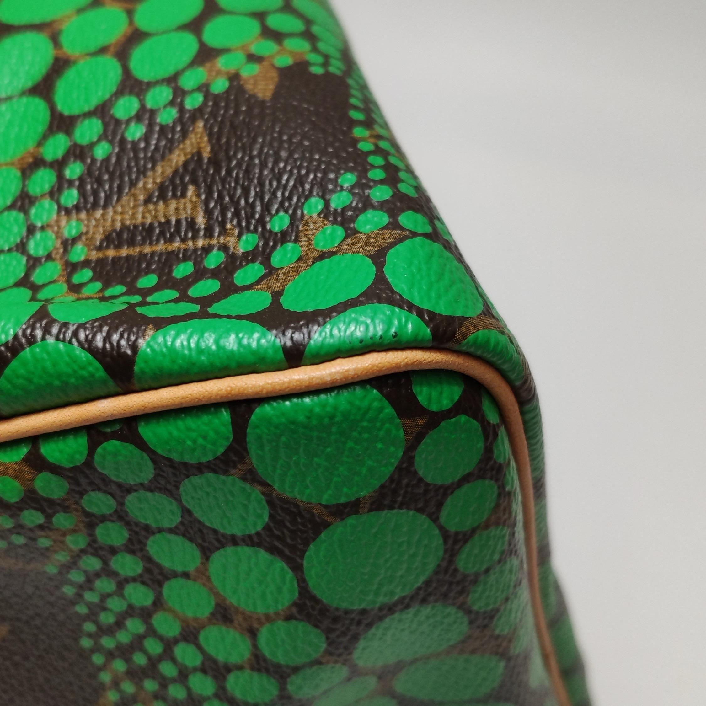 Bolso de asa superior Louis Vuitton Kusama Town Speedy 30 Verde 1
