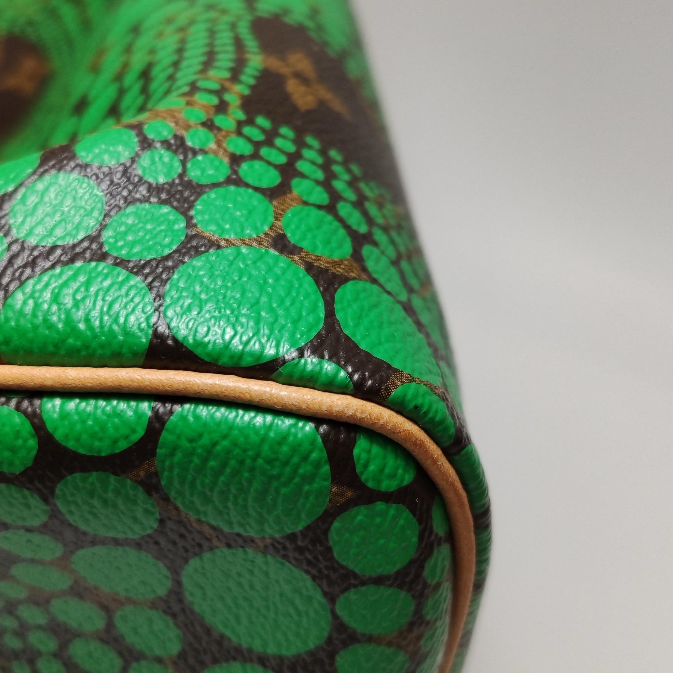 Bolso de asa superior Louis Vuitton Kusama Town Speedy 30 Verde 3