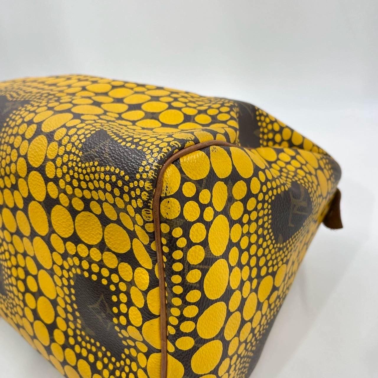 Bolso de asa superior Louis Vuitton Kusama Town Speedy 30 Amarillo 13