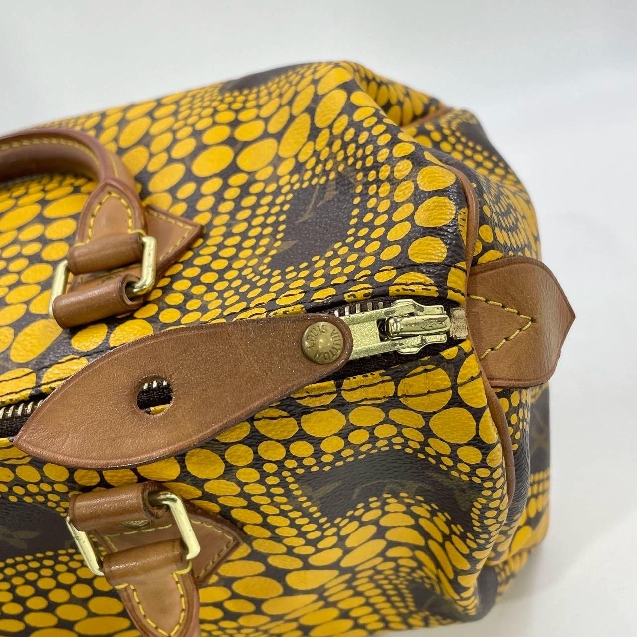 Bolso de asa superior Louis Vuitton Kusama Town Speedy 30 Amarillo 15