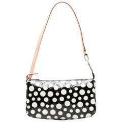 Louis Vuitton Kusama Vernis Dots Pochette