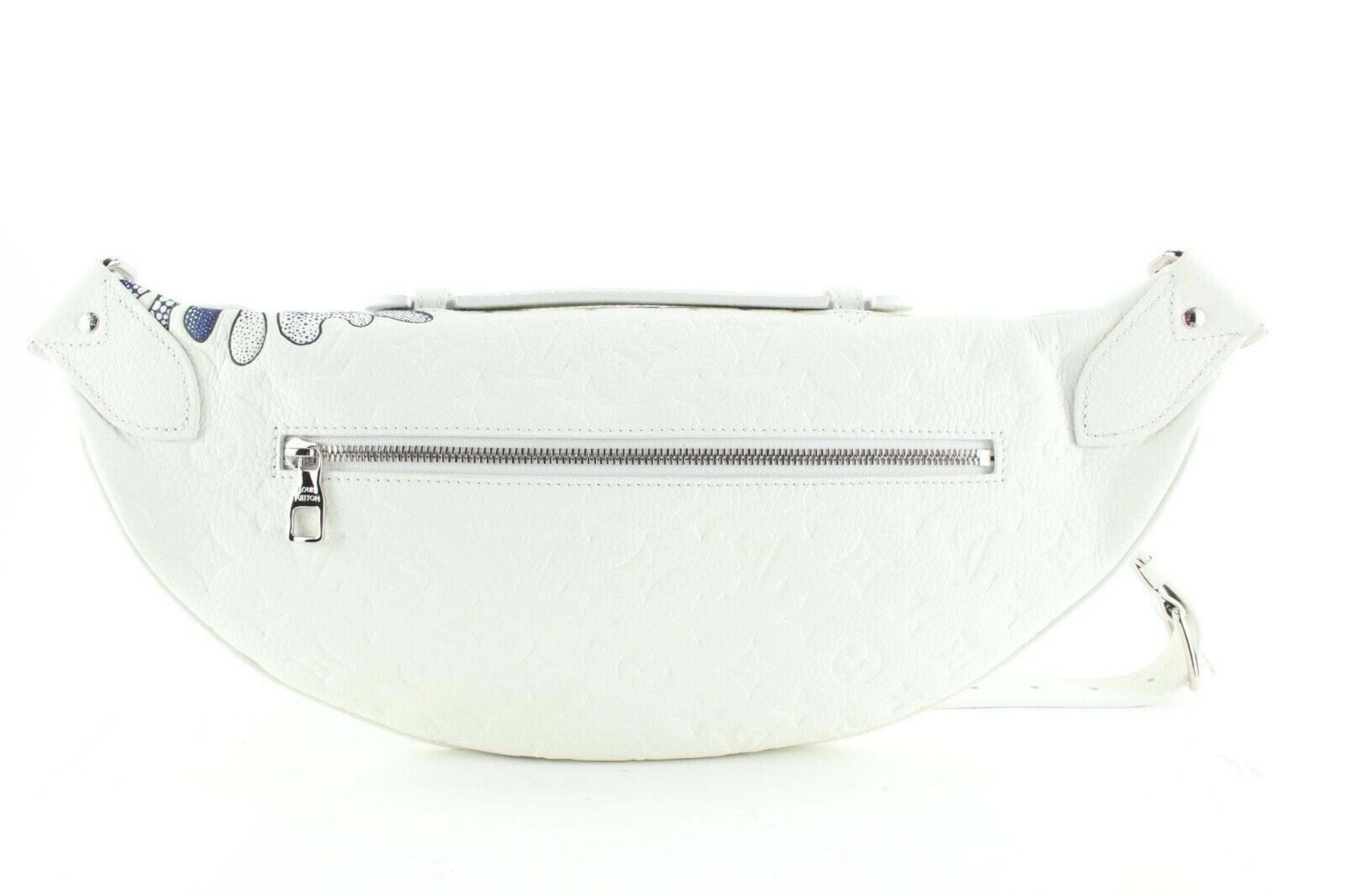 Louis Vuitton Kusama White Taurillon Leather Maxi Bumbag 3L0215 For Sale 3