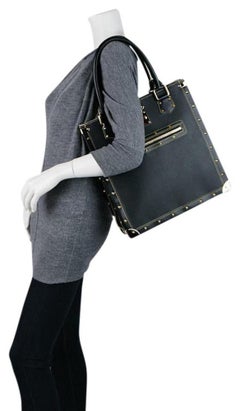 Louis Vuitton L Suhali Le L'imprevisible Tote 32lvty51717 Leather Shoulder Bag