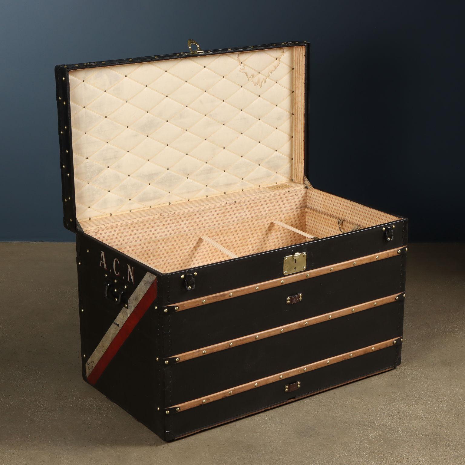 Altro Louis Vuitton Lady’s High Trunk. Parigi 1890-1910 ca. in vendita