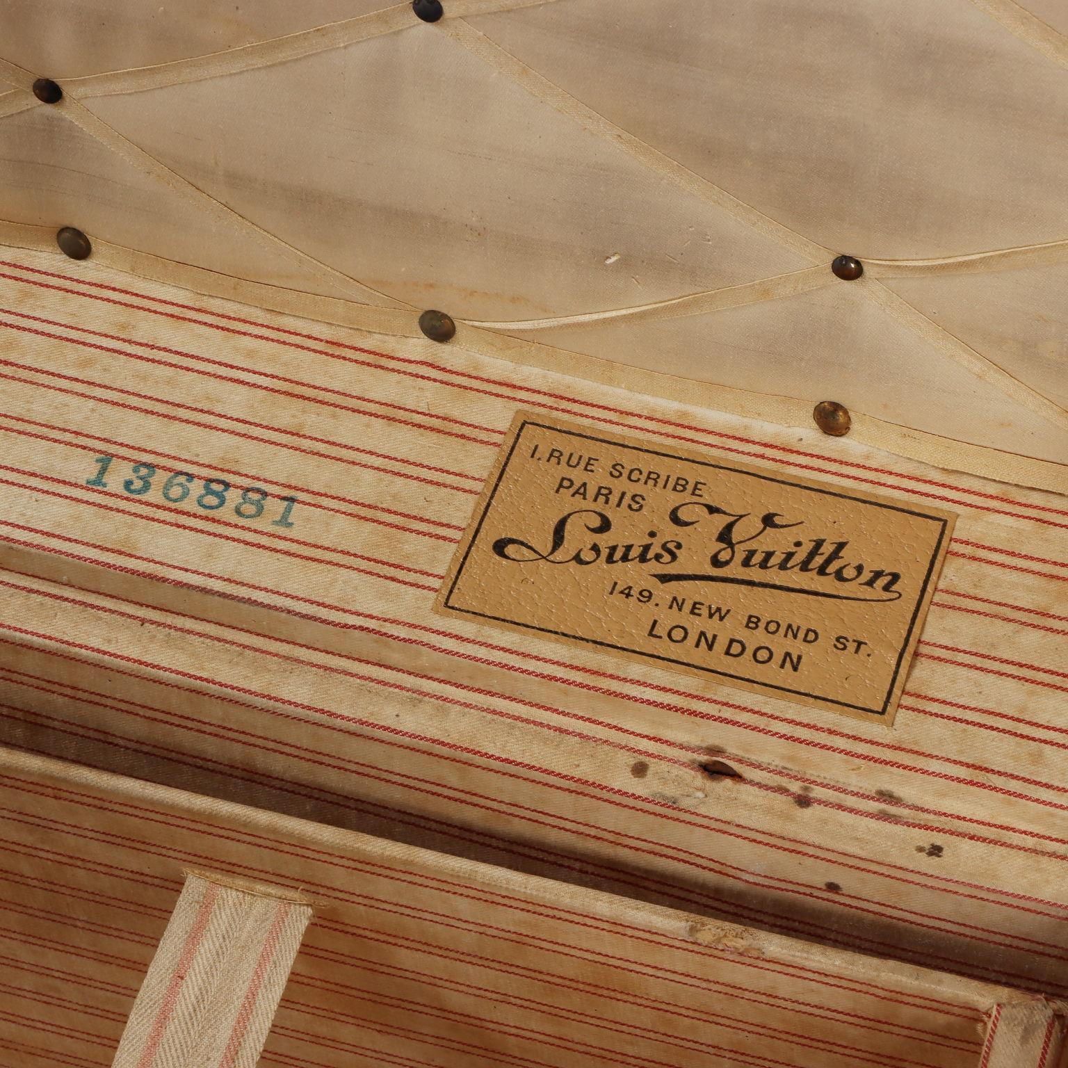 20th Century Louis Vuitton Lady’s High Trunk. Parigi 1890-1910 ca. in vendita