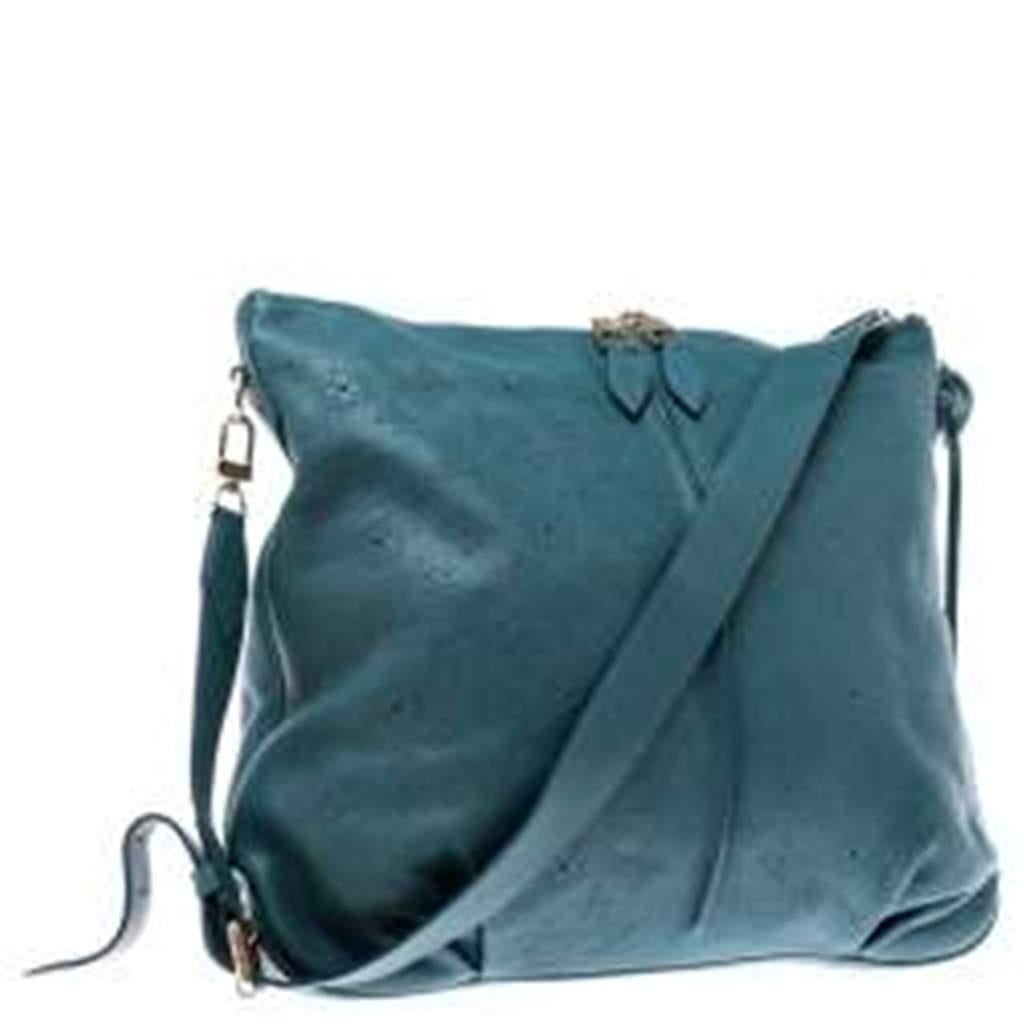 Louis Vuitton Lagon Monogram Mahina Leather Selene MM Bag In Good Condition In Dubai, Al Qouz 2