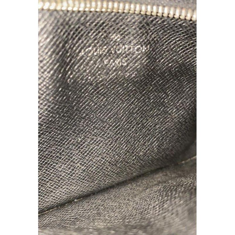 Louis Vuitton Black Epi Leather Noir Key Pouch Pochette Cles Keychain –  Bagriculture