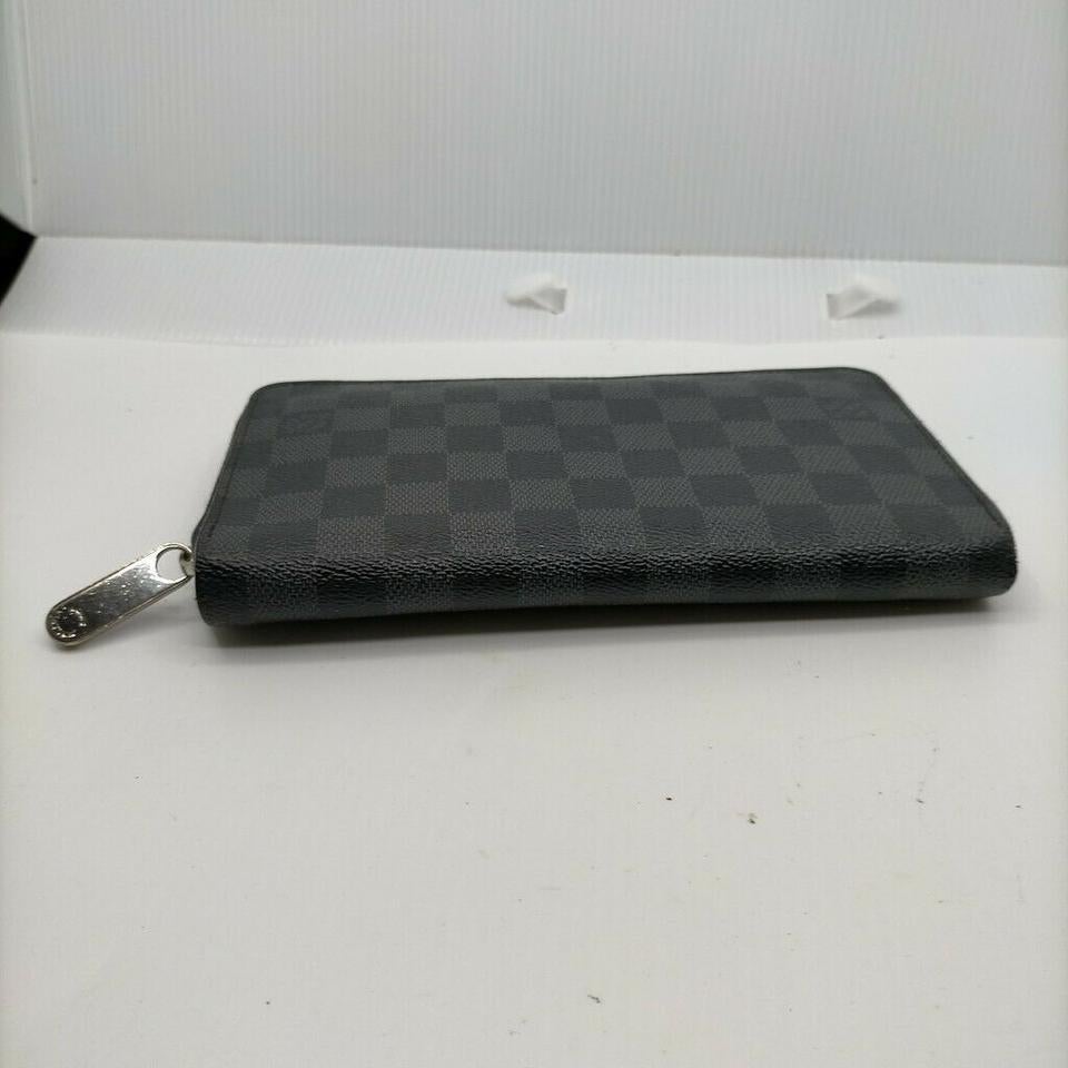 Louis Vuitton Large Damier Graphite Zippy Organizer Long Wallet Zipy Around  In Good Condition For Sale In Dix hills, NY