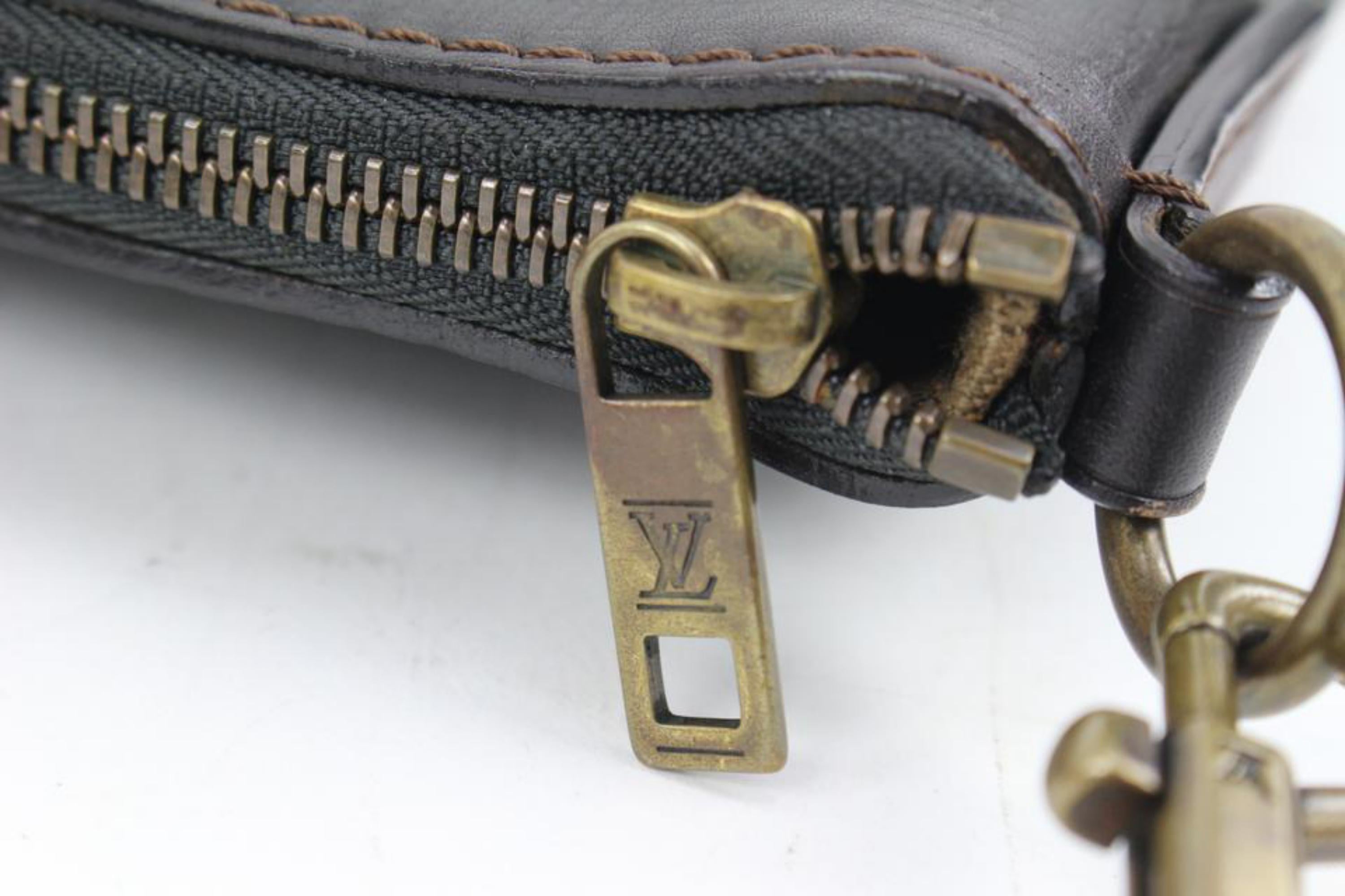 Louis Vuitton - Grand sac à bandoulière en cuir de l'Utah marron foncé s214lv83 en vente 2