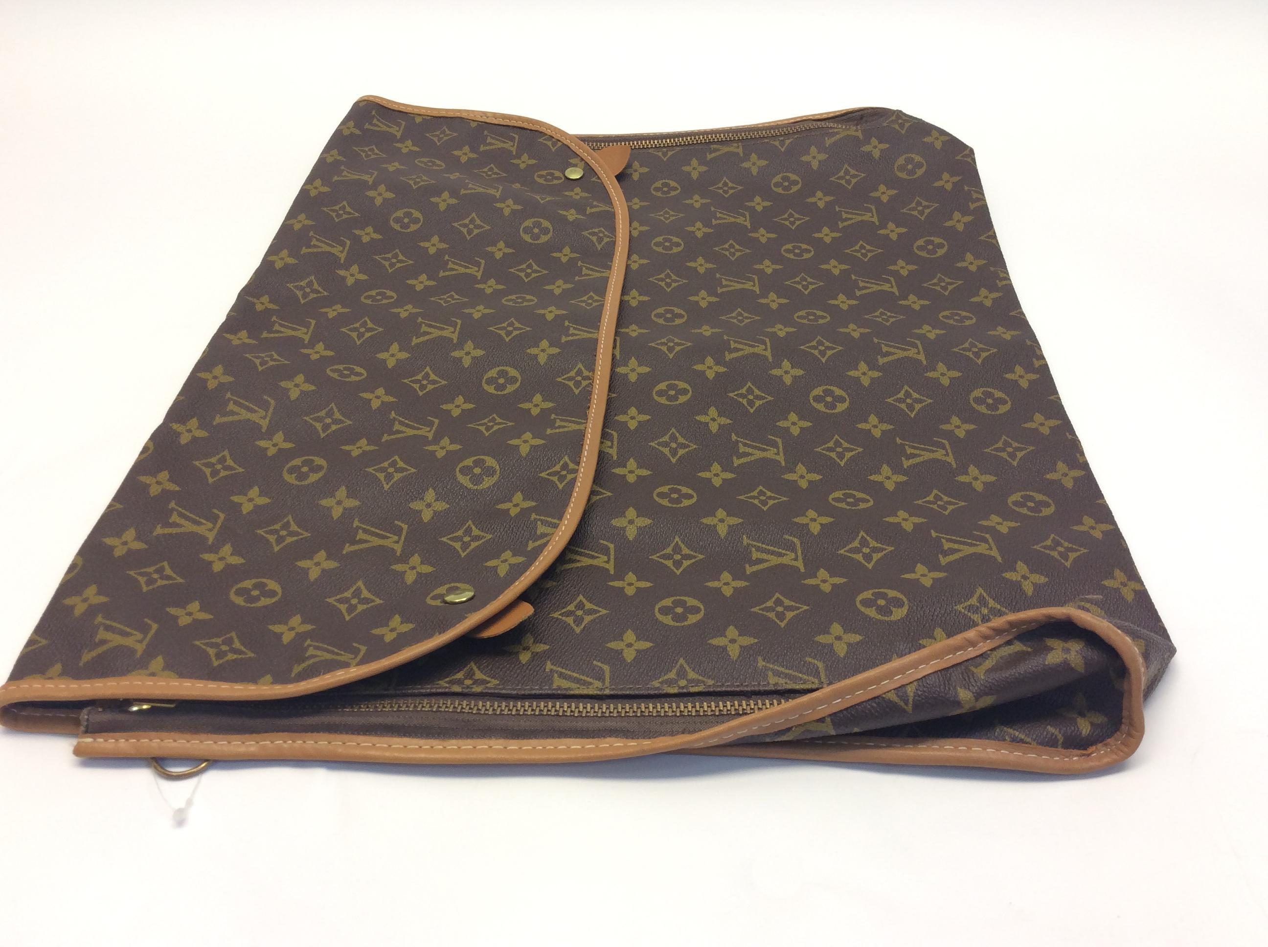 Black Louis Vuitton Large Luggage Insert For Sale