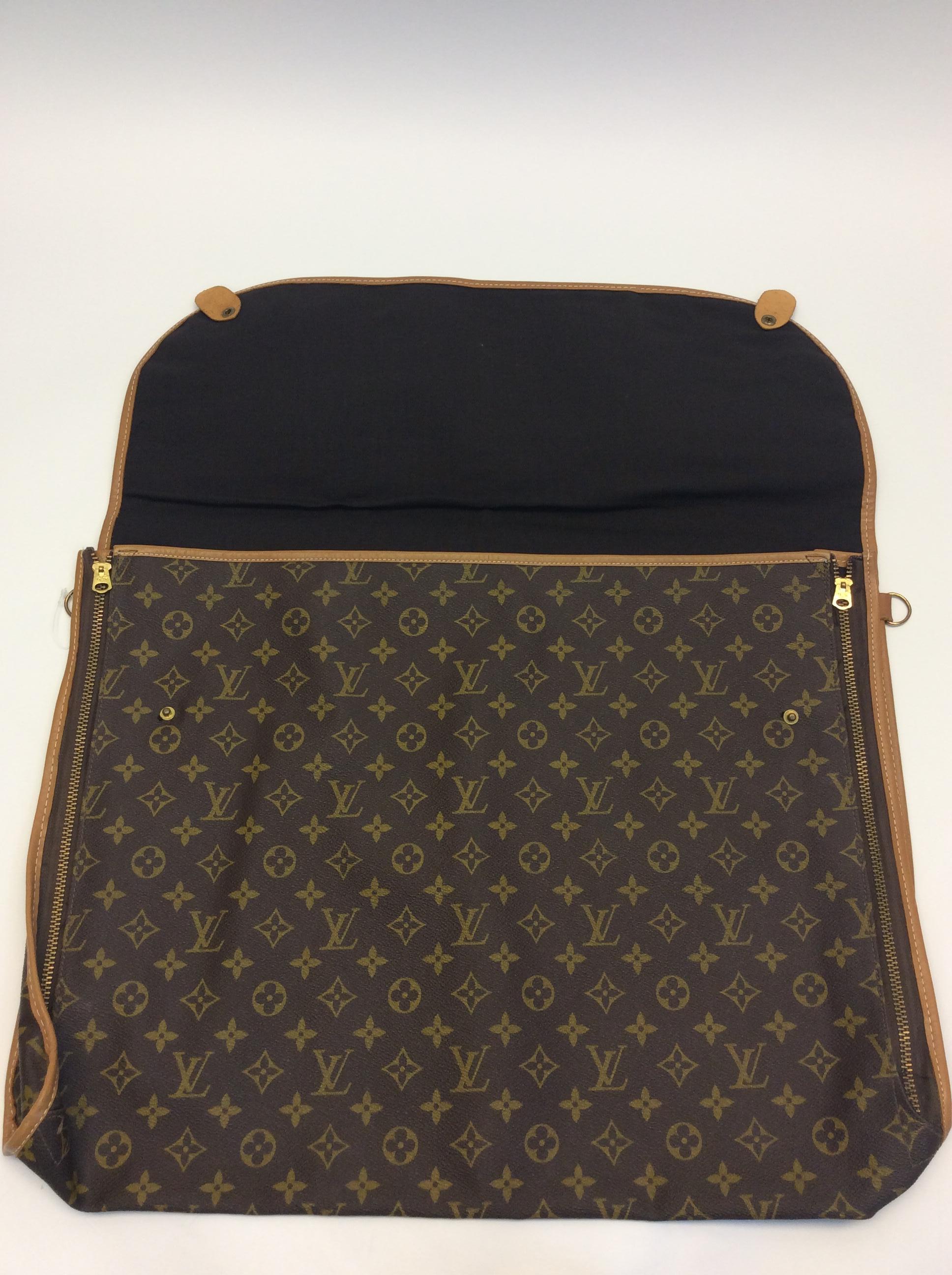 Louis Vuitton Large Luggage Insert In Good Condition For Sale In Narberth, PA