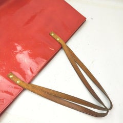 Louis Vuitton Large Red Monogram Vernis Reade GM Tote Bag 862800